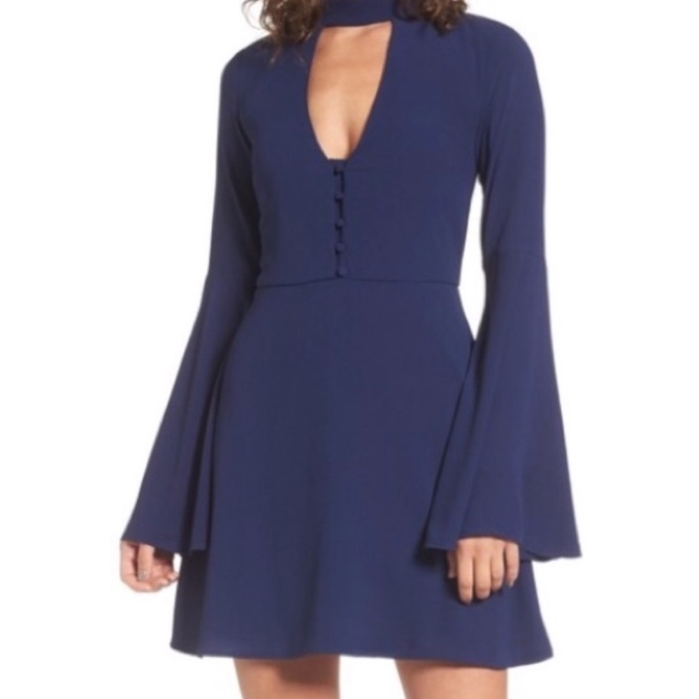 SOLD Navy Blue Keyhole Dress ✨